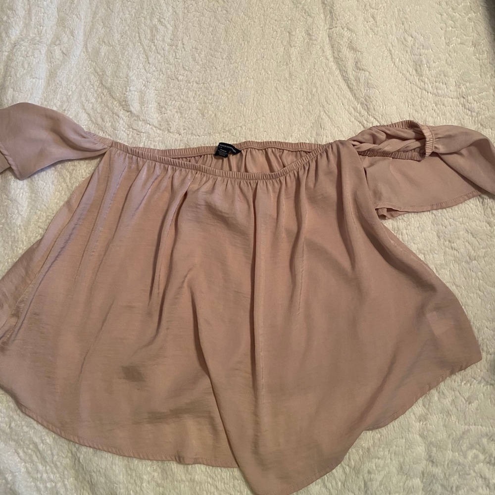 American eagle  shoulder shirt